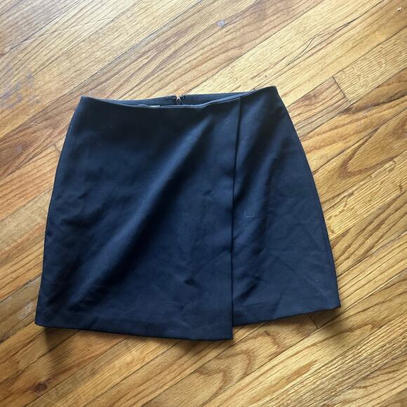Gianni Bini Black Wrap Skirt – High-Rise, Zipper Closure, Chic Front Wrap - Picture 1 of 7